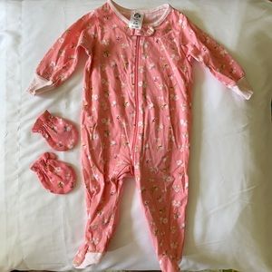 Baby Girl Outfit with Mittens